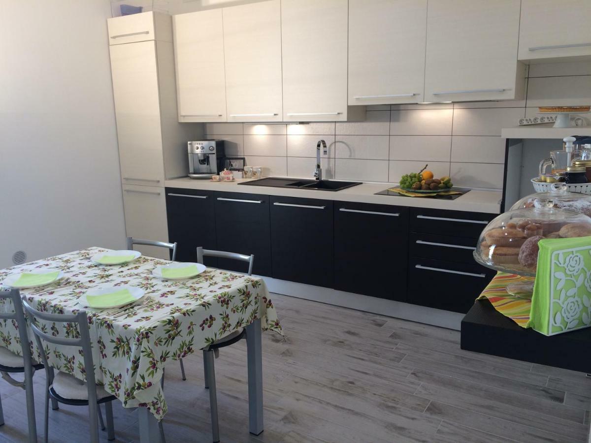 לצ'ה B&B Villa 16 Pini מראה חיצוני תמונה