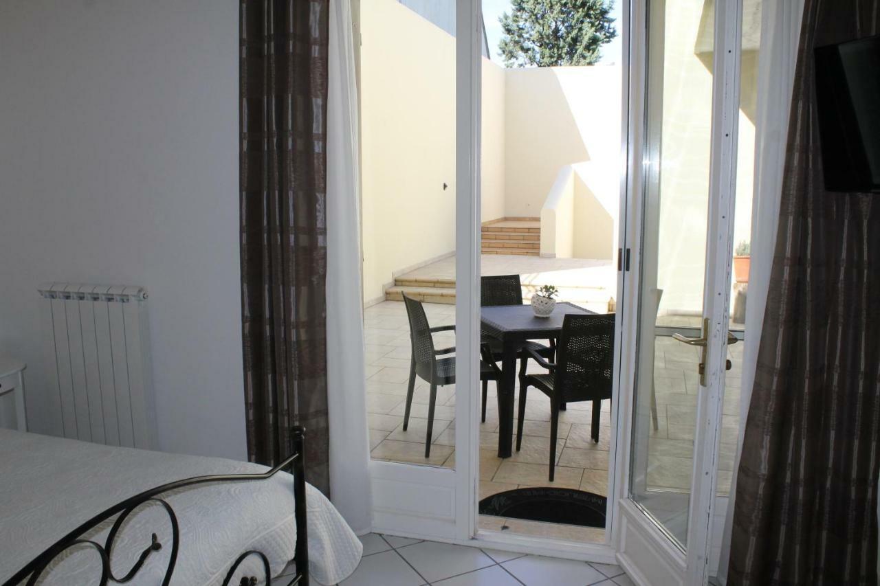 לצ'ה B&B Villa 16 Pini מראה חיצוני תמונה