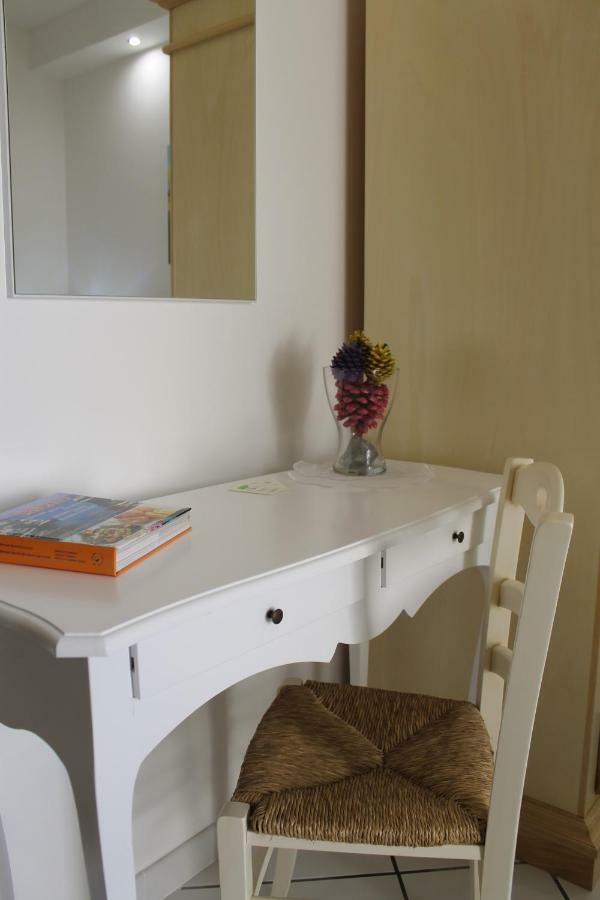 לצ'ה B&B Villa 16 Pini מראה חיצוני תמונה